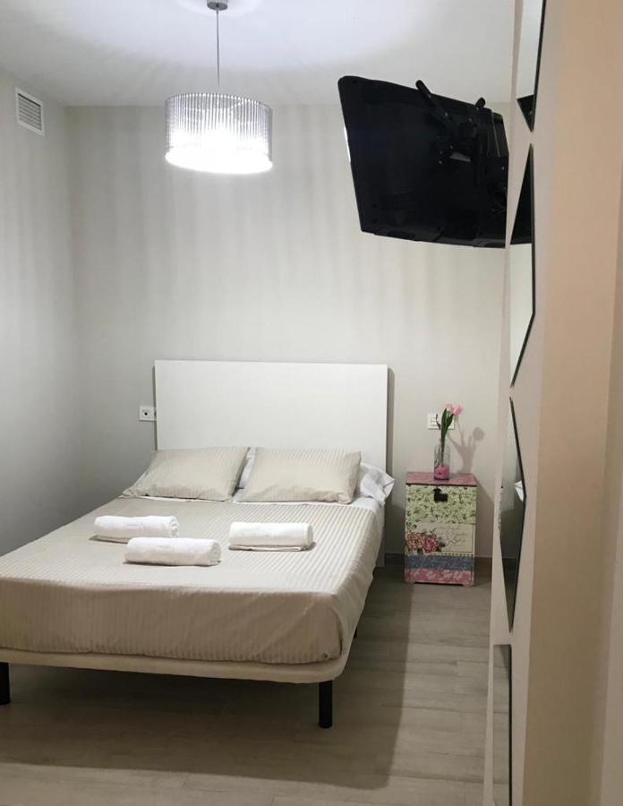 Wish Suite Gran Poder De Sevilla מראה חיצוני תמונה